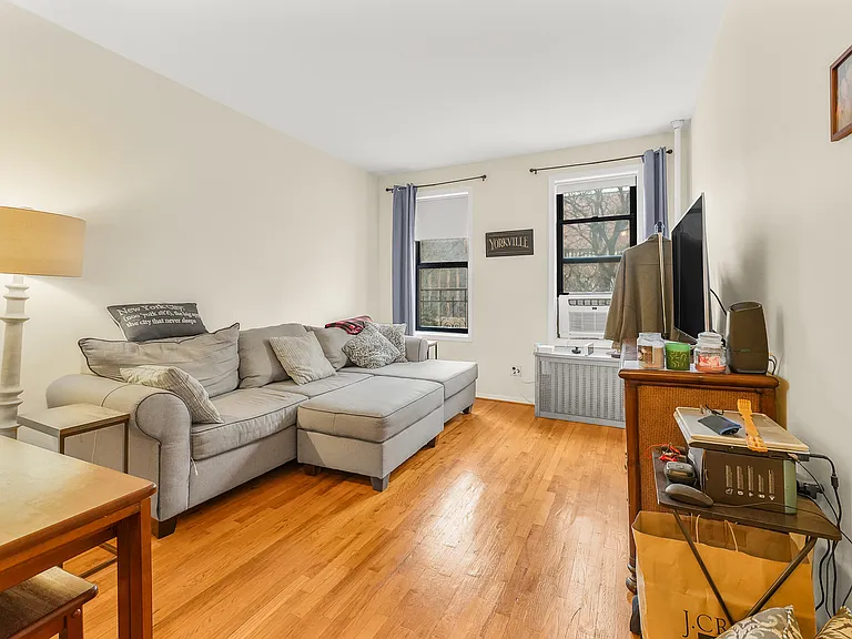 325 E 88th St #9 — Photo 2