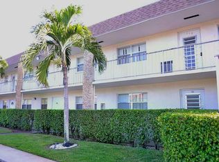 Sandalfoot Blvd Apts, Boca Raton, FL 33428