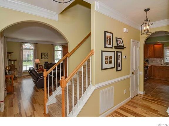3rd image of 4330 Village Creek Dr