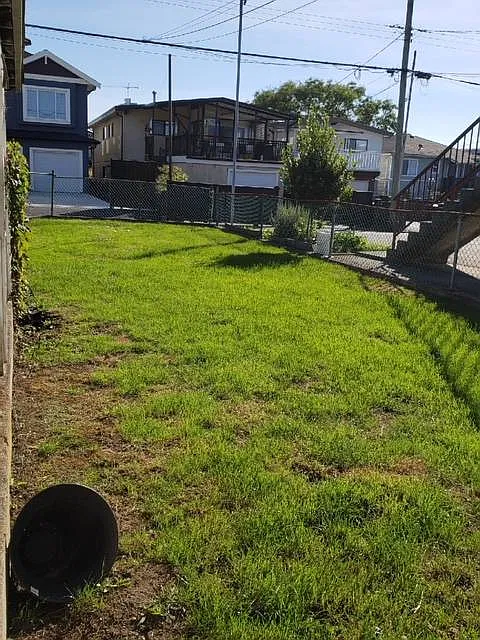 1 bed, 1.5 bath, 950 sqft, $1,590 — Photo 3