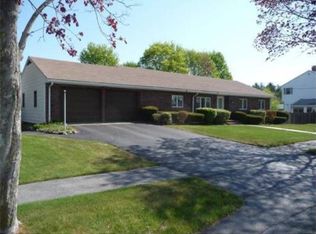 4 Laurine Rd, Saugus, MA 01906