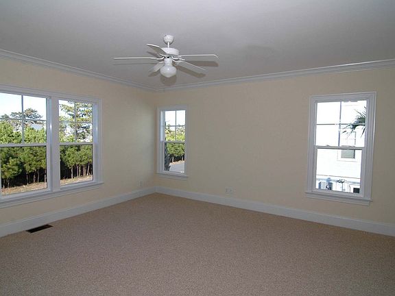 5th image of 5002 Oquinn Blvd SE #Ua