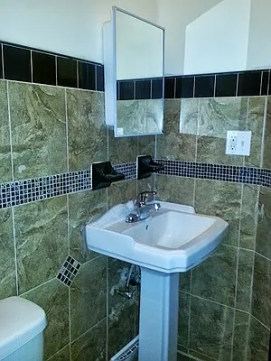 Rented by Transvilla Real Estate & Development Group Inc. | media 16