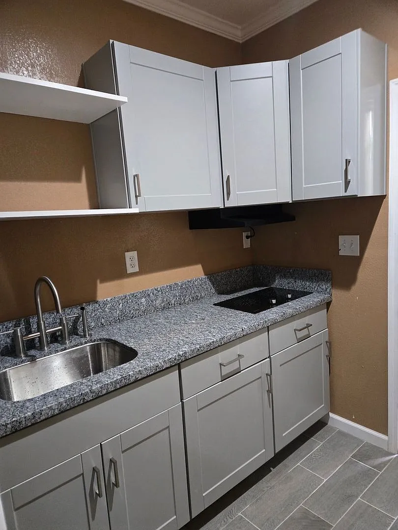 Charming 1BR House in Riverside — Photo 4