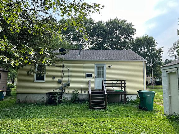 2nd image of 7747 Bloom Dr