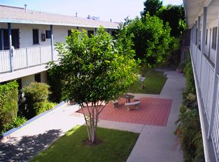 4706 Kester Ave #11, Sherman Oaks, CA 91403