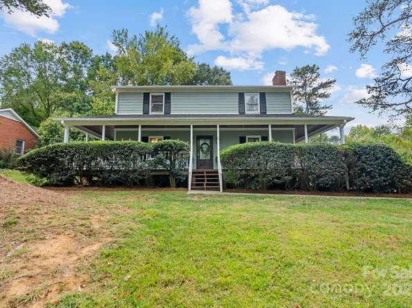 1114 Autumnwood Ln, Charlotte, NC 28213