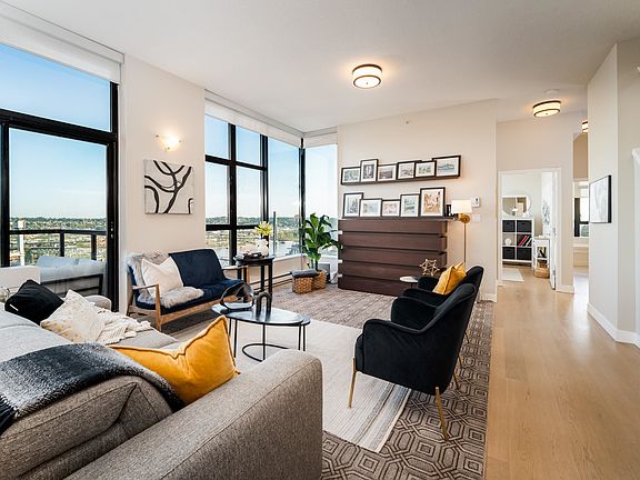 3rd image of 15 E Royal Ave #2302