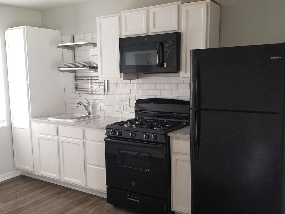 1st image of 702 Urbantke Ln #B