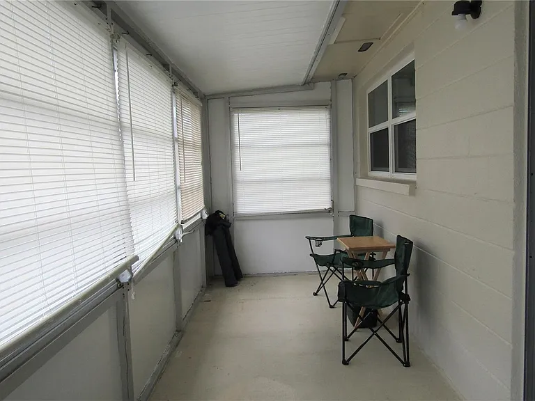 11725 Boynton Ln — Photo 12