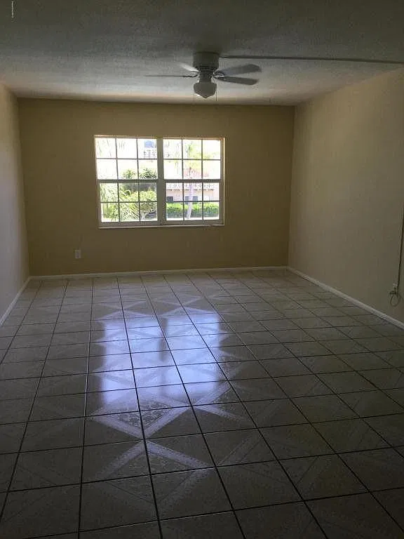 2 bed, 972 sqft, $2,000 — Photo 4