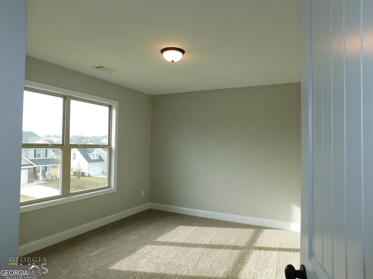 2214 Savannah Dr — Photo 17