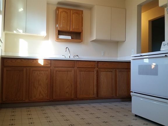 5th image of 607 E Rockwell Ave