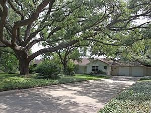 1st image of 1 Bayvilla St