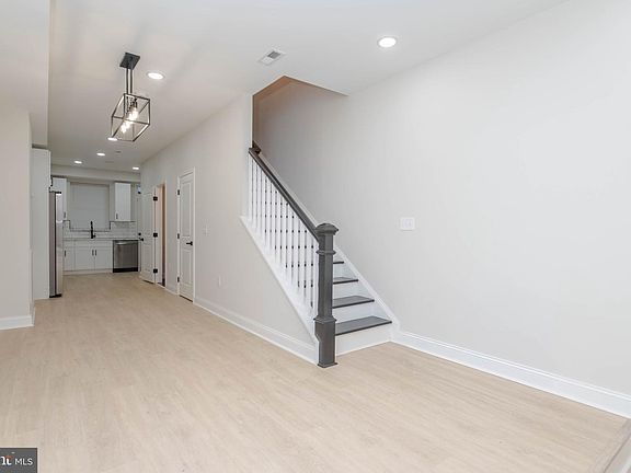 5th image of 1645 Normal Ave