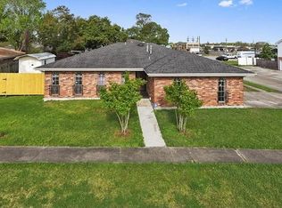 2020 Harvard Ln, Terrytown, LA 70056