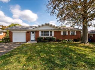 608 Florida Dr, Sellersburg, IN 47172