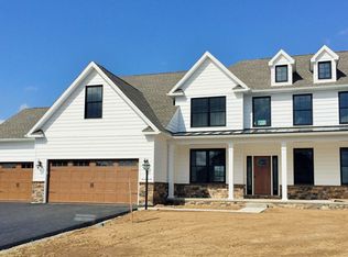 2435 Somerset Rd, Chambersburg, PA 17202