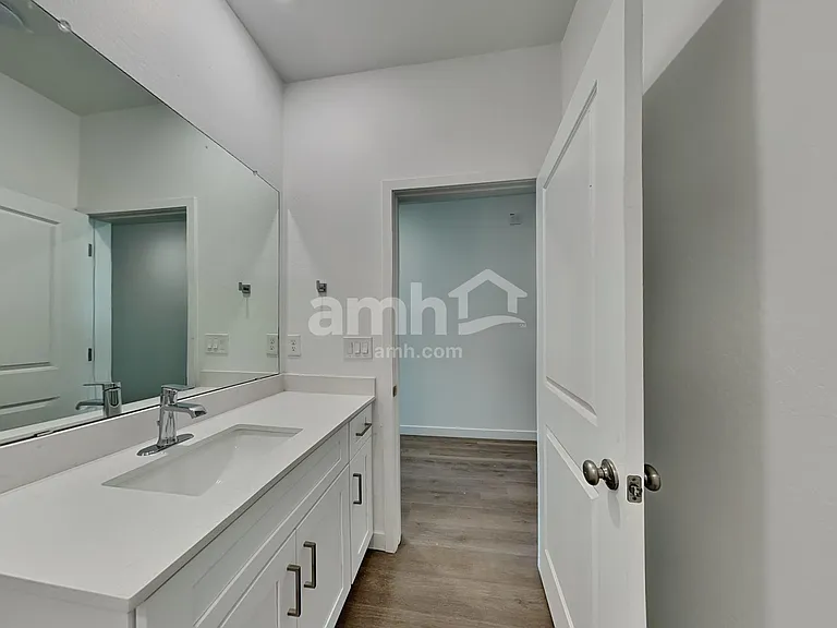 6971 N 125th Dr — Photo 17