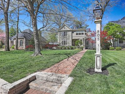 805 Saint Louis St, Edwardsville, IL, 62025