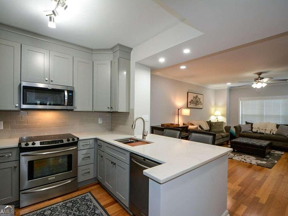 1st image of 1411 River Green Dr NW