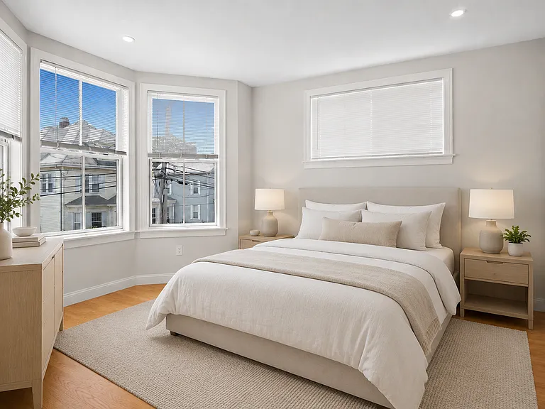 54 Waverly St #1 — Photo 6