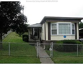 319 Empire Dr photo 1