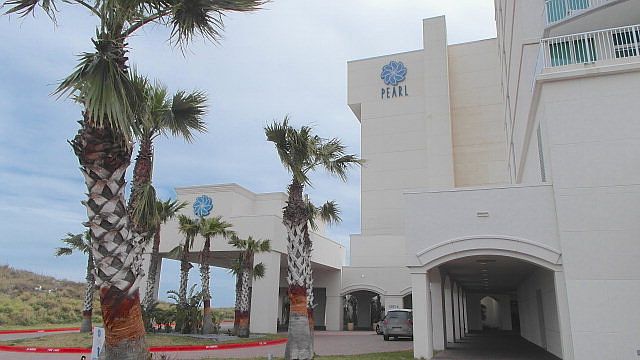 1st image of 310 Padre Blvd