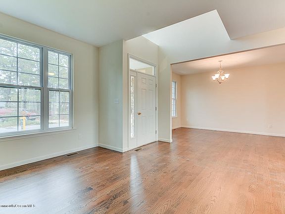 4th image of 1417 Birmingham Ave