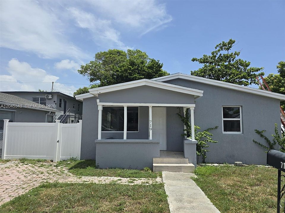 1st image of 719 21st St