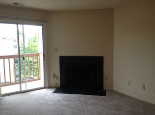3725 Snowdrift Cir APT 303, Virginia Beach, VA 23462