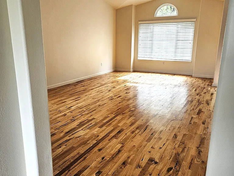 6488 S Honeylocust Pl — Photo 2
