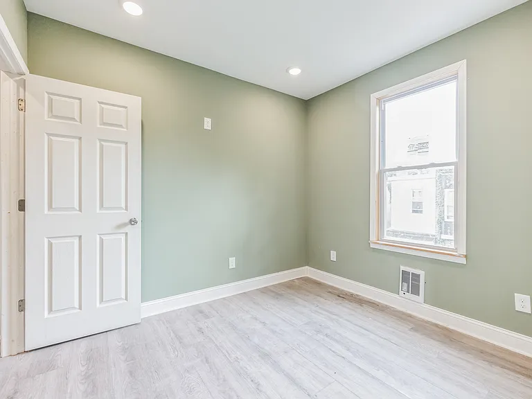2824 N 22nd St #2 — Photo 12
