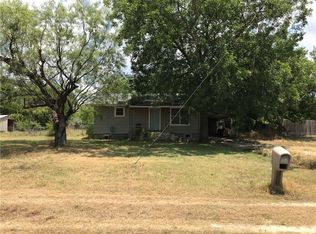 311 Hillcrest St, Hico, TX 76457