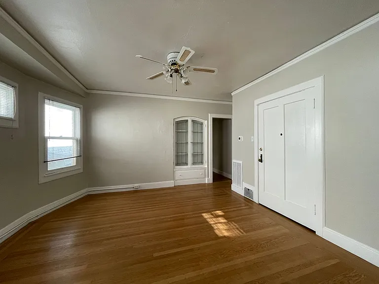 721 22nd Street — Photo 3