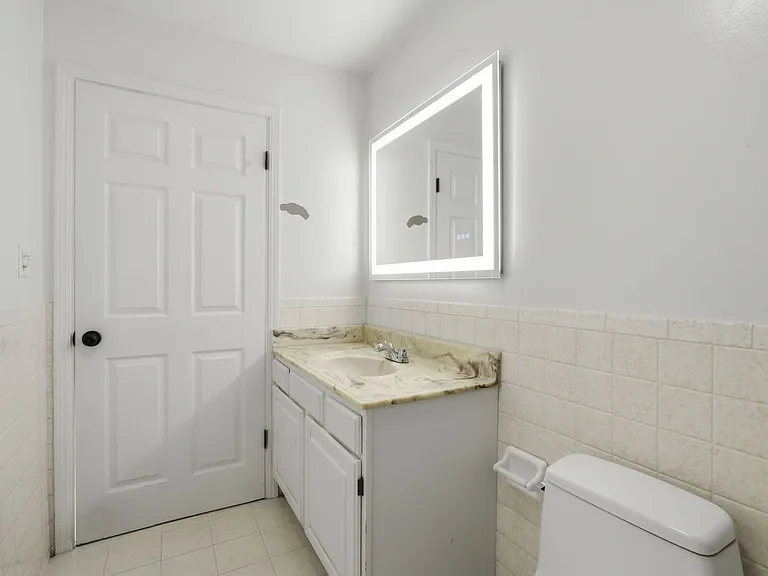 228 Abbot Ave — Photo 37