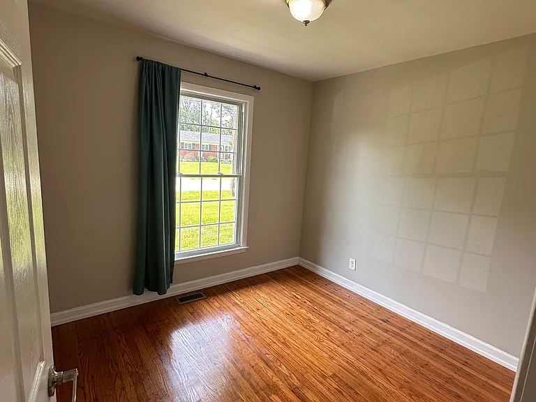 7817 Conifer Dr — Photo 15