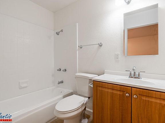 5th image of 439 N 8th St #B