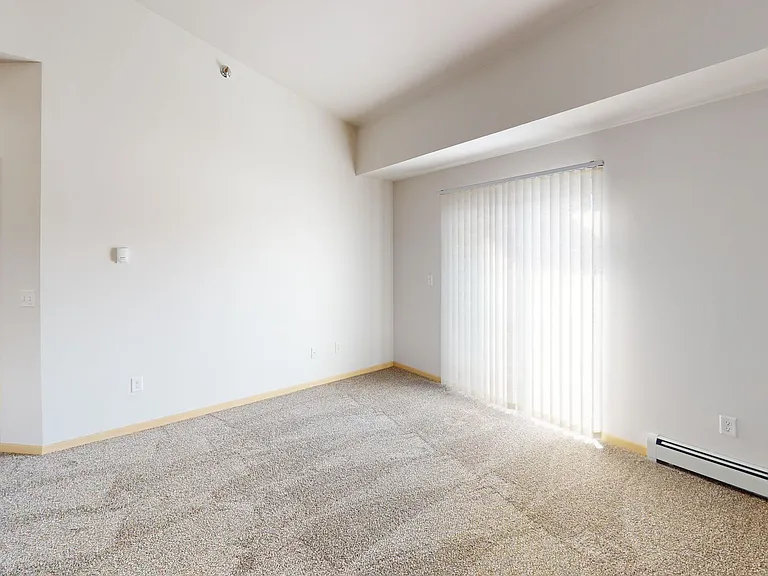 Cascades Apartments — Photo 37