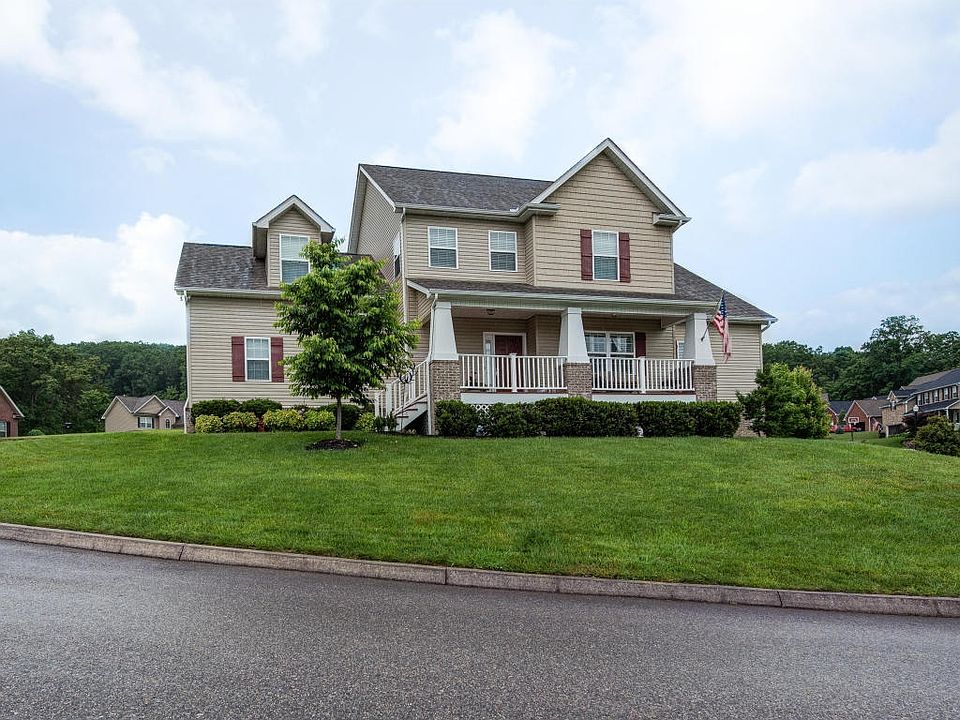 3004 Maple Knot Lane
