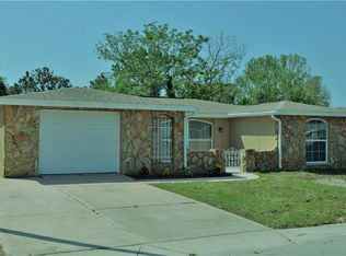 9121 Lunar Ln, Port Richey, FL 34668