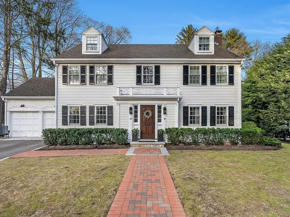 43 Amherst Rd, Wellesley, MA 02482