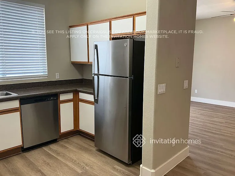 1935 N Lazona Dr — Photo 6