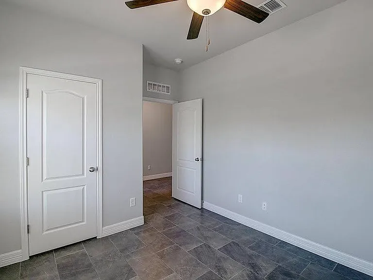 7522 Sable Creek Dr — Photo 40