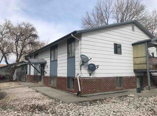 202 N Texas Trl, Glenrock, WY 82637