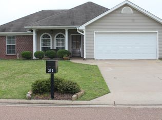 315 Orchard Way, Brandon, MS 39047