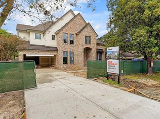 8738 Banzer St, Houston, TX 77055