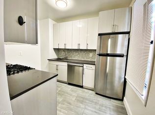 2115 Ocean Ave, Brooklyn, NY 11229