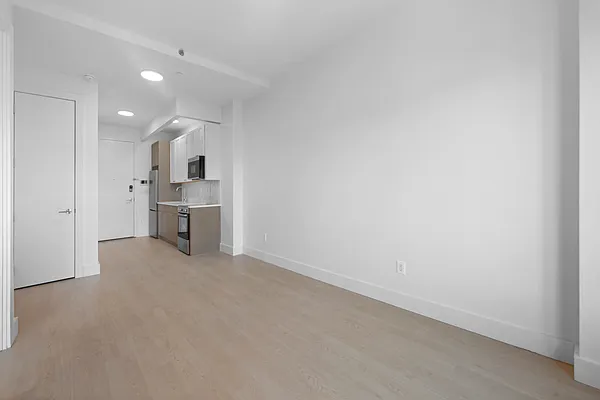 Rented by MADEHOME | media 10