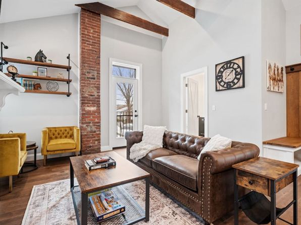 1132 W North Avenue Carriage HOUSE ID1049451P